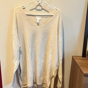 H&M Cream V-Neck Sweater